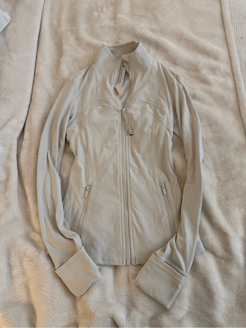 Lululemon Define Jacket Size 2 Light Cream Color Full Zip Excellent Condition